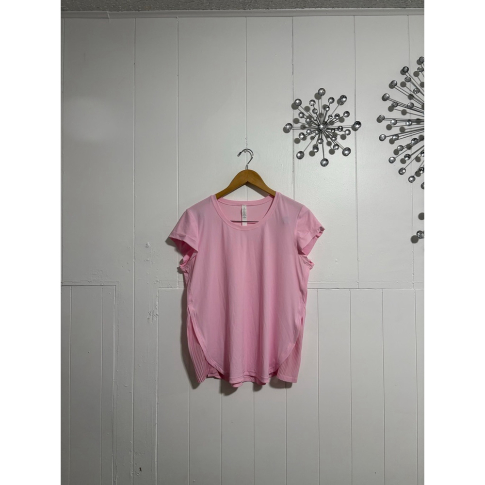 Lululemon Just Pleat It Short Sleeve
Pearl Pink Sz 10 - Picture 3 of 5